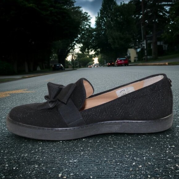 Russell & Bromley Black Bow Detail Slip-On Loafers, Size 37 (US 6.5-7) - Picture 3 of 8
